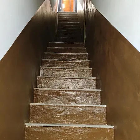 Ruggero House Чефалу