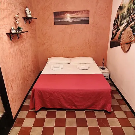 Ruggero House Чефалу