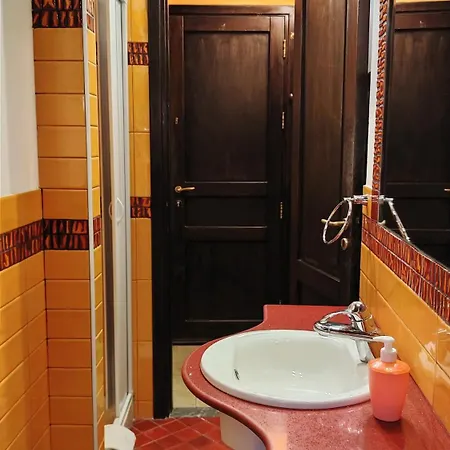 Ruggero House