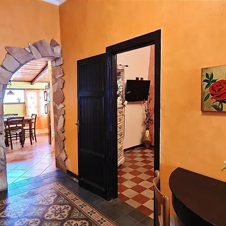 Holiday home Ruggero House